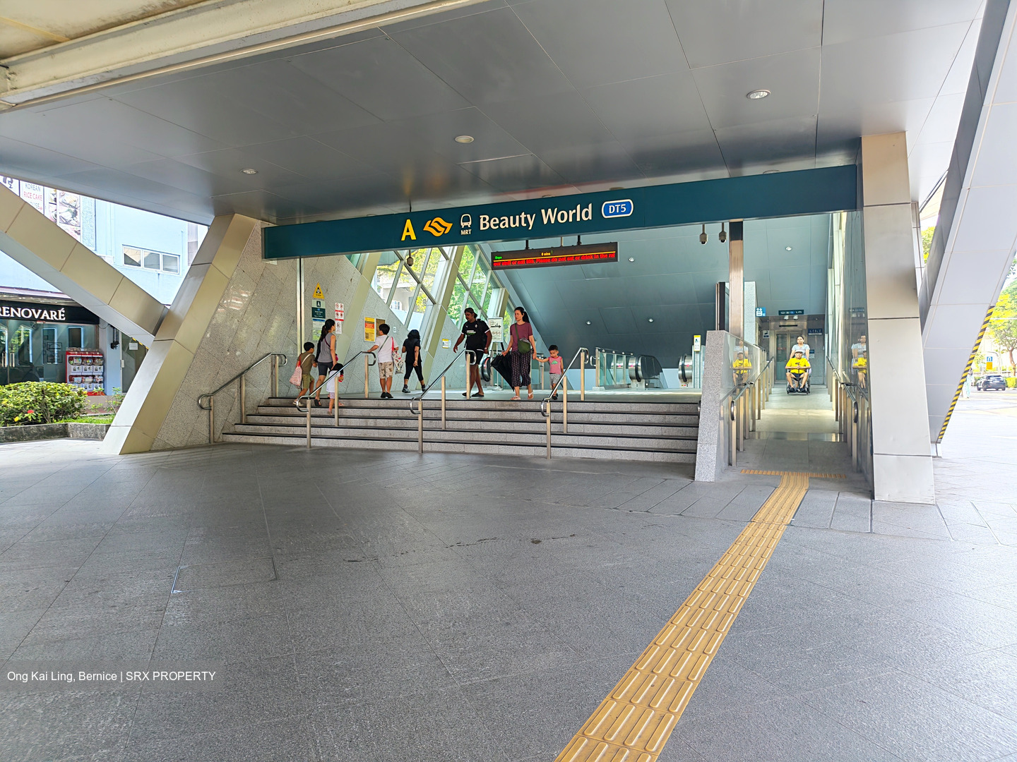Beauty World Plaza (D21), Retail #571859401